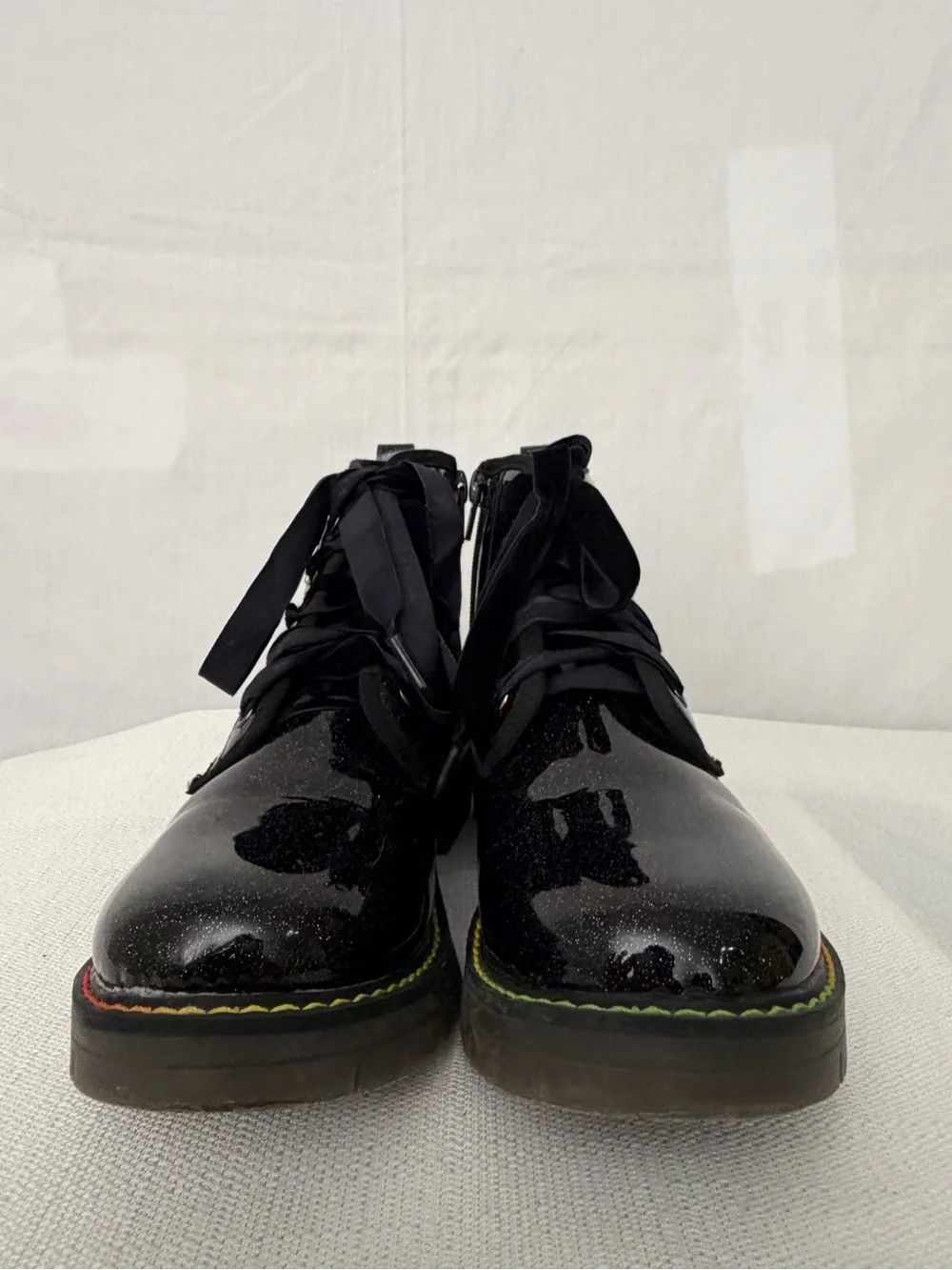 Dream Pairs Black Glitter Patent Combat Boots Girls Size 2 Excellent(B248)